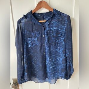 Tahari silk snake print silk blouse
